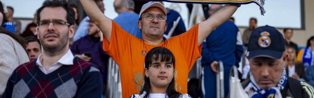 巴萨女足国家德比3-0完胜皇马，西甲冠军几无悬念，霸主地位无人能撼！