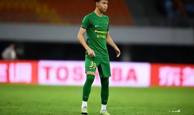 喜讯！不是王钰栋也不是李昊，欧冠豪门官宣U23国足王牌转会入队