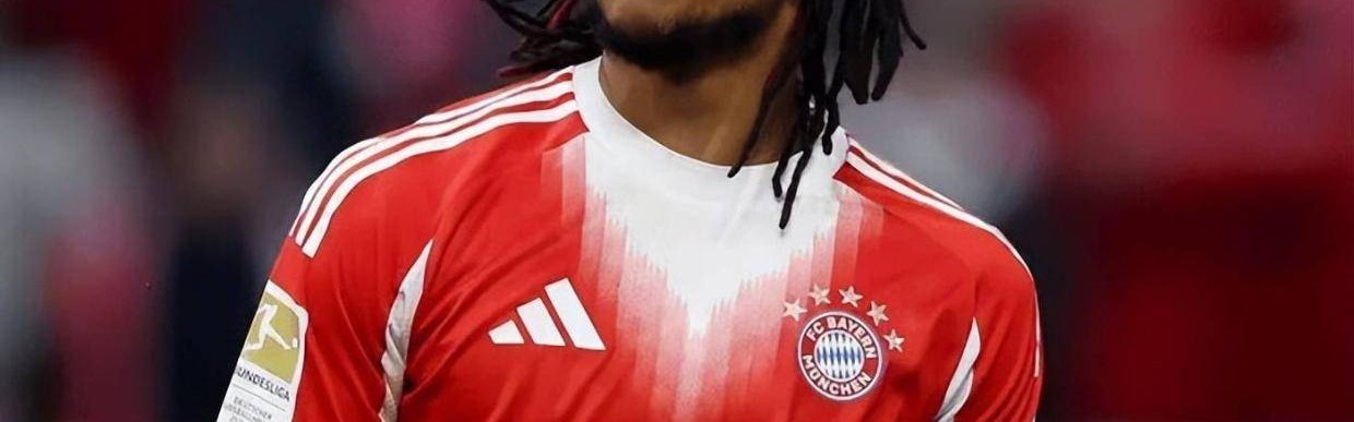 利物浦老队长推三人接班萨拉赫：欧冠顶级边锋，拜仁新“罗贝里”